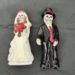 Day Of The Dead Bride & Groom Salt & Pepper Shakers Set Cracker Barrel